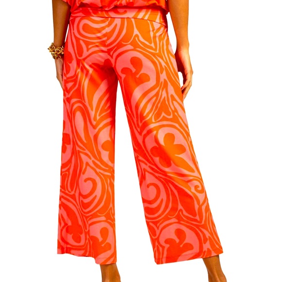 Trina Turk Pant. Palm Beach vibes. Fun, comfortable and elegant. - Picture 2 of 2